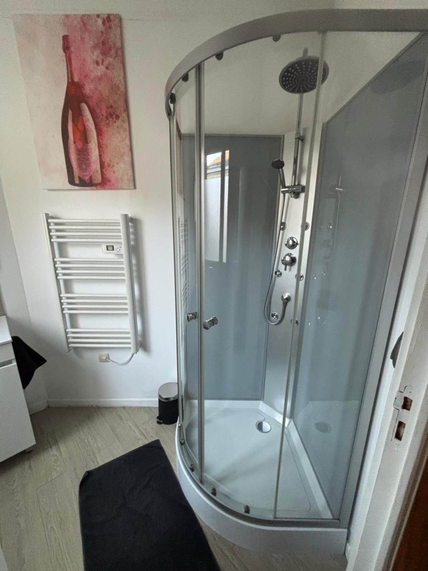 Fine Bulle En Champagne - 1 Chambre - Terrasse Épernay Extérieur photo